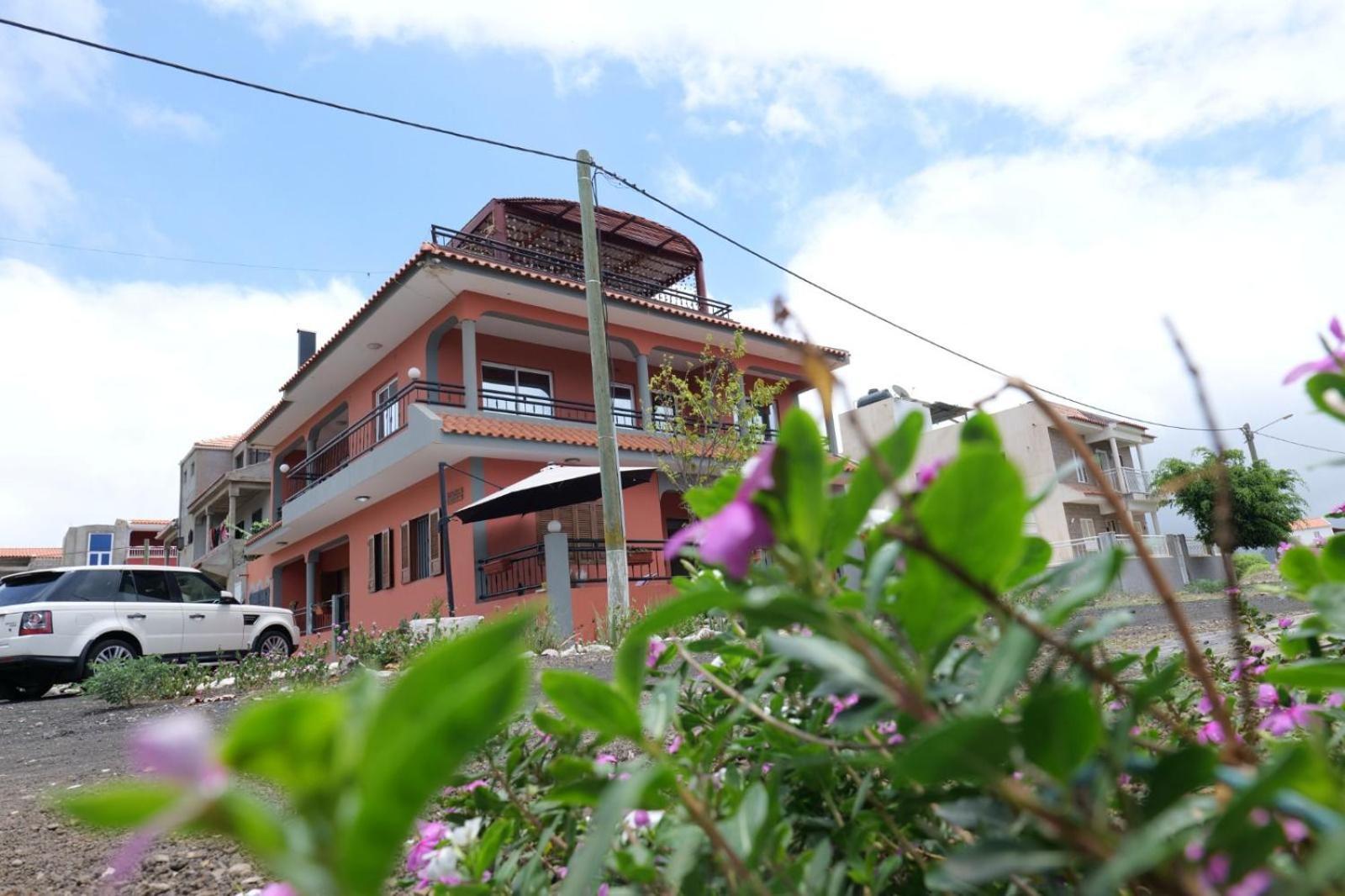 Tarrafal House Ngoại thất bức ảnh